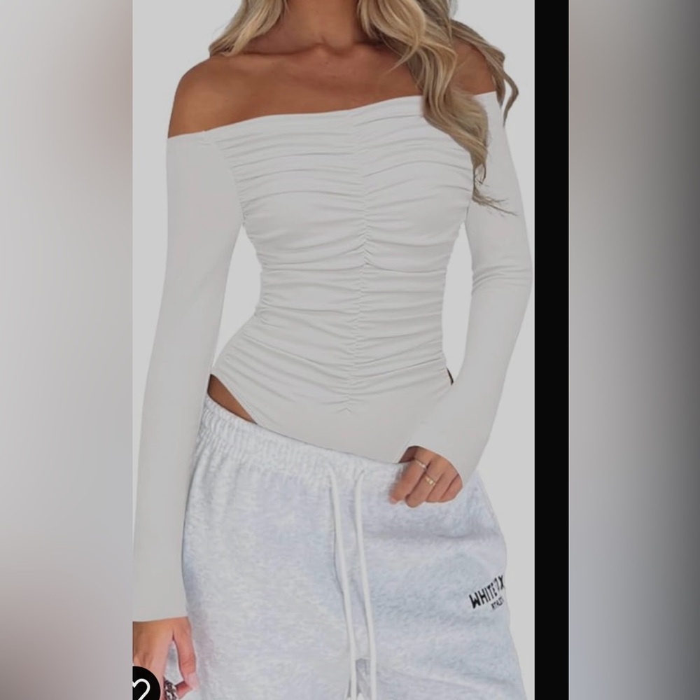 Off-Shoulder Long Sleeve Ruched Bodysuit - White
